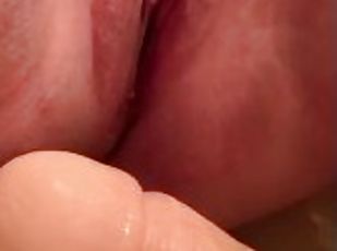 Pussy squirt fingering